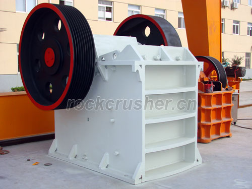 machine for recycling concrete